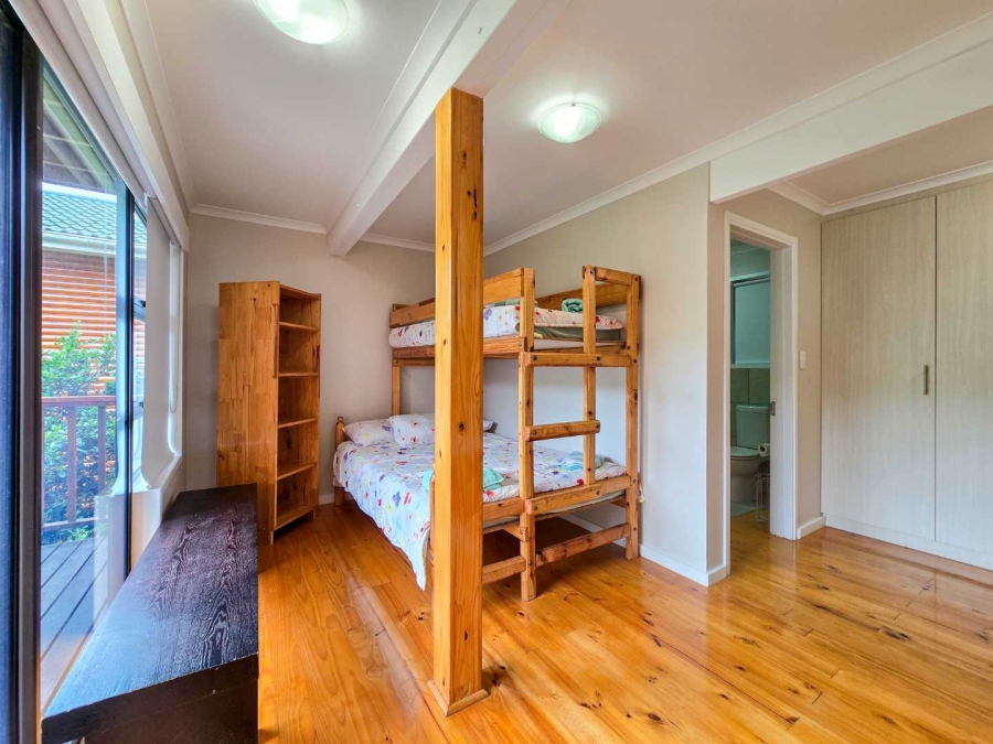 6 Bedroom Property for Sale in Nature On Sea Western Cape